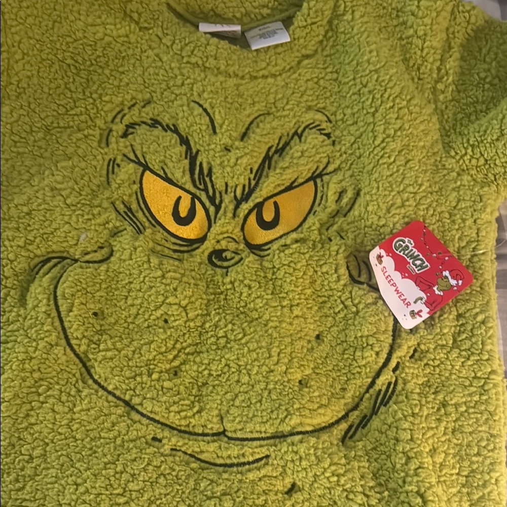 Cracker Barrel Green Grinch Sweater